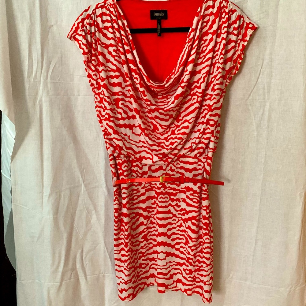 Laundry size 2 dress